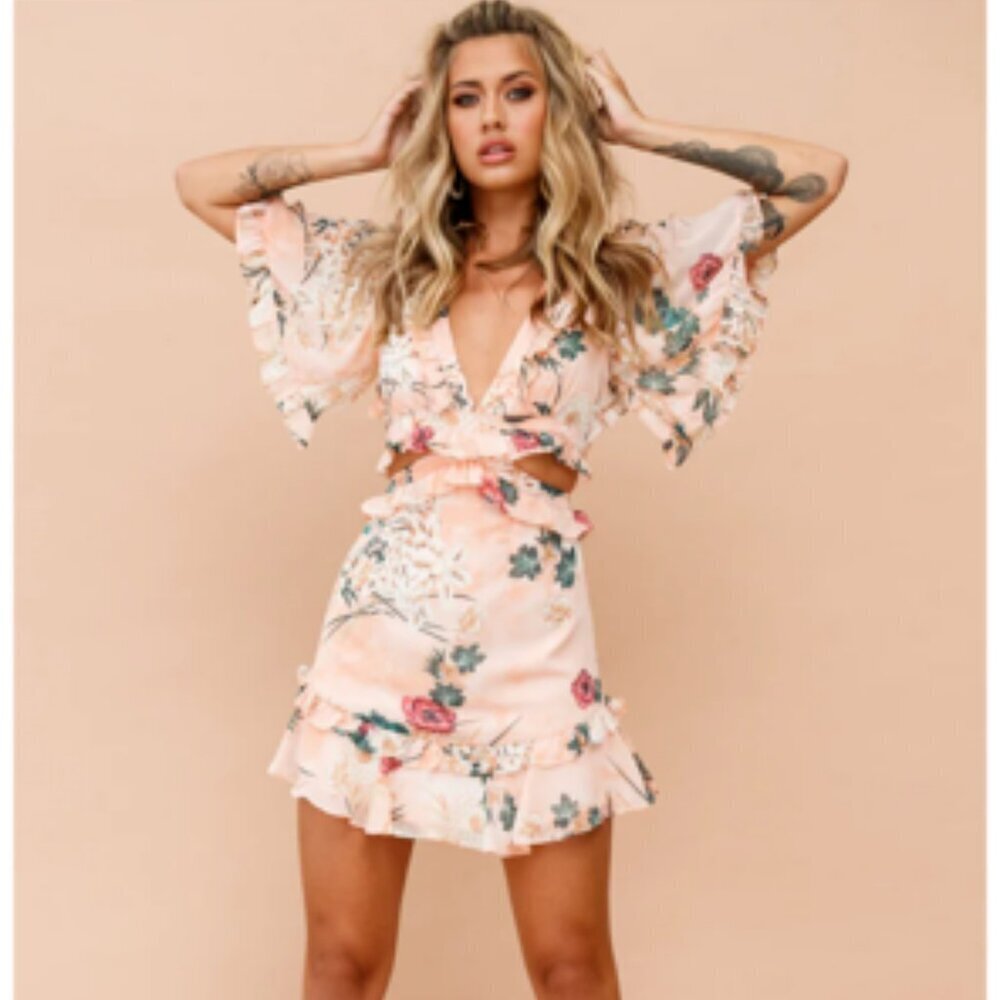 Sage & Paige Ruffled Mini Dress Cut Outs & Open Back Floral Medium US 6